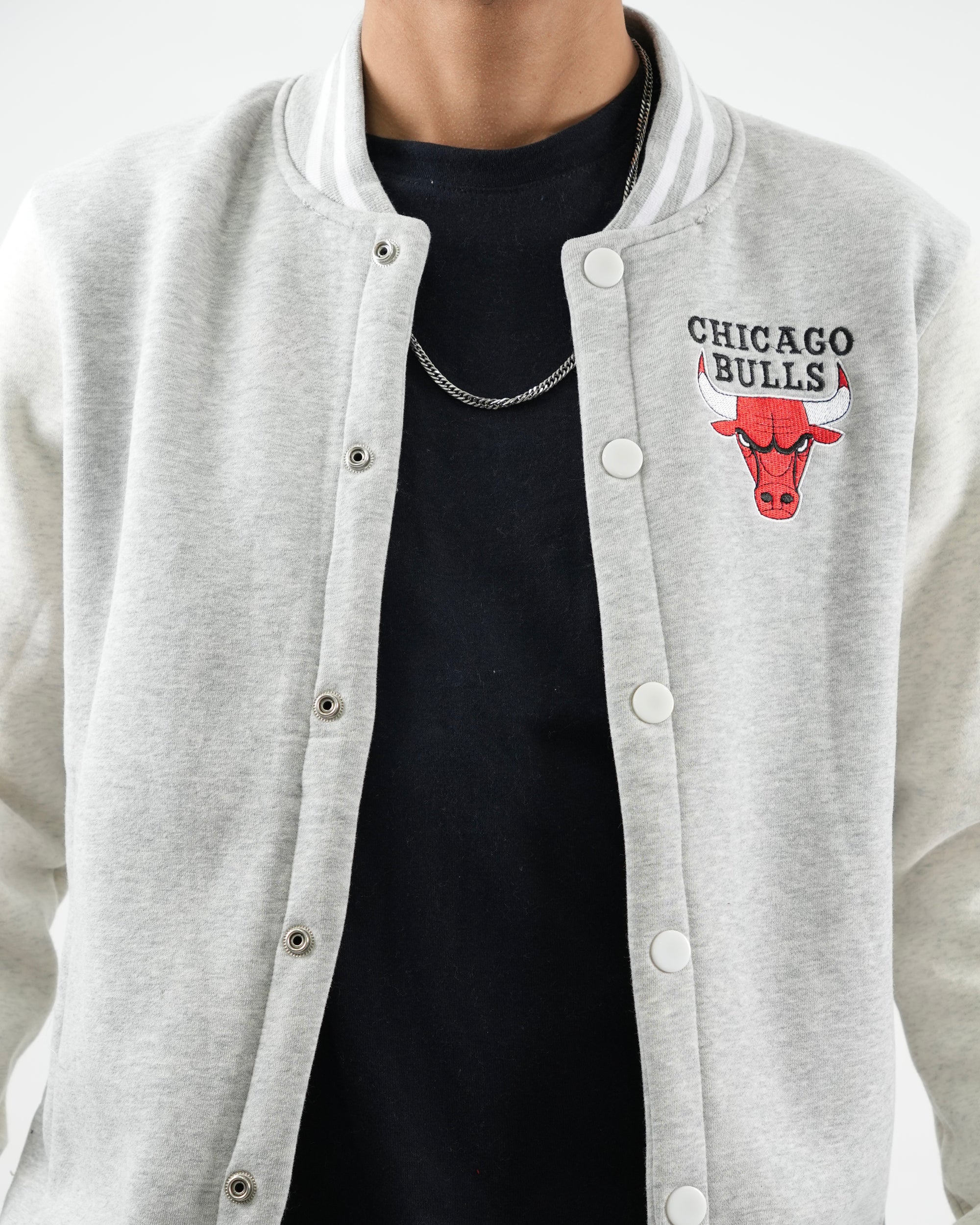 BEISBOLERA SA134 GRIS BULLS