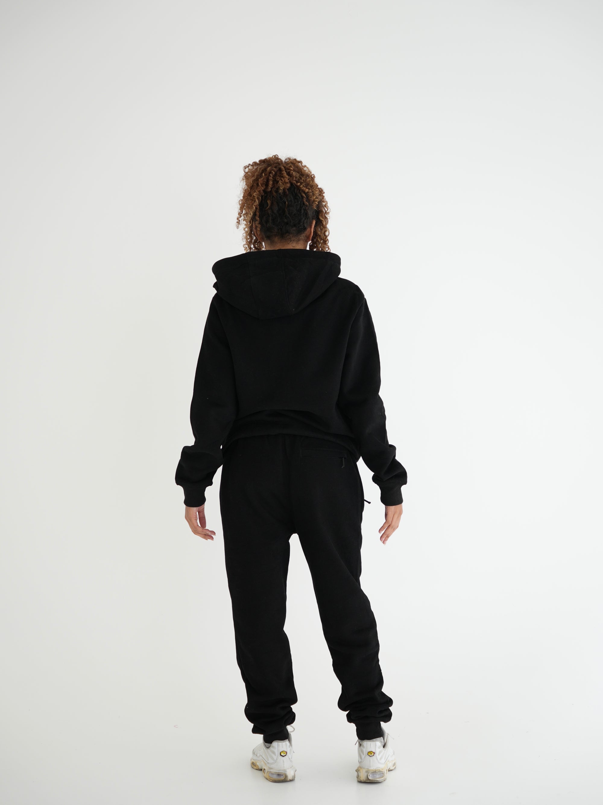 SUDADERA FSA061 NEGRO