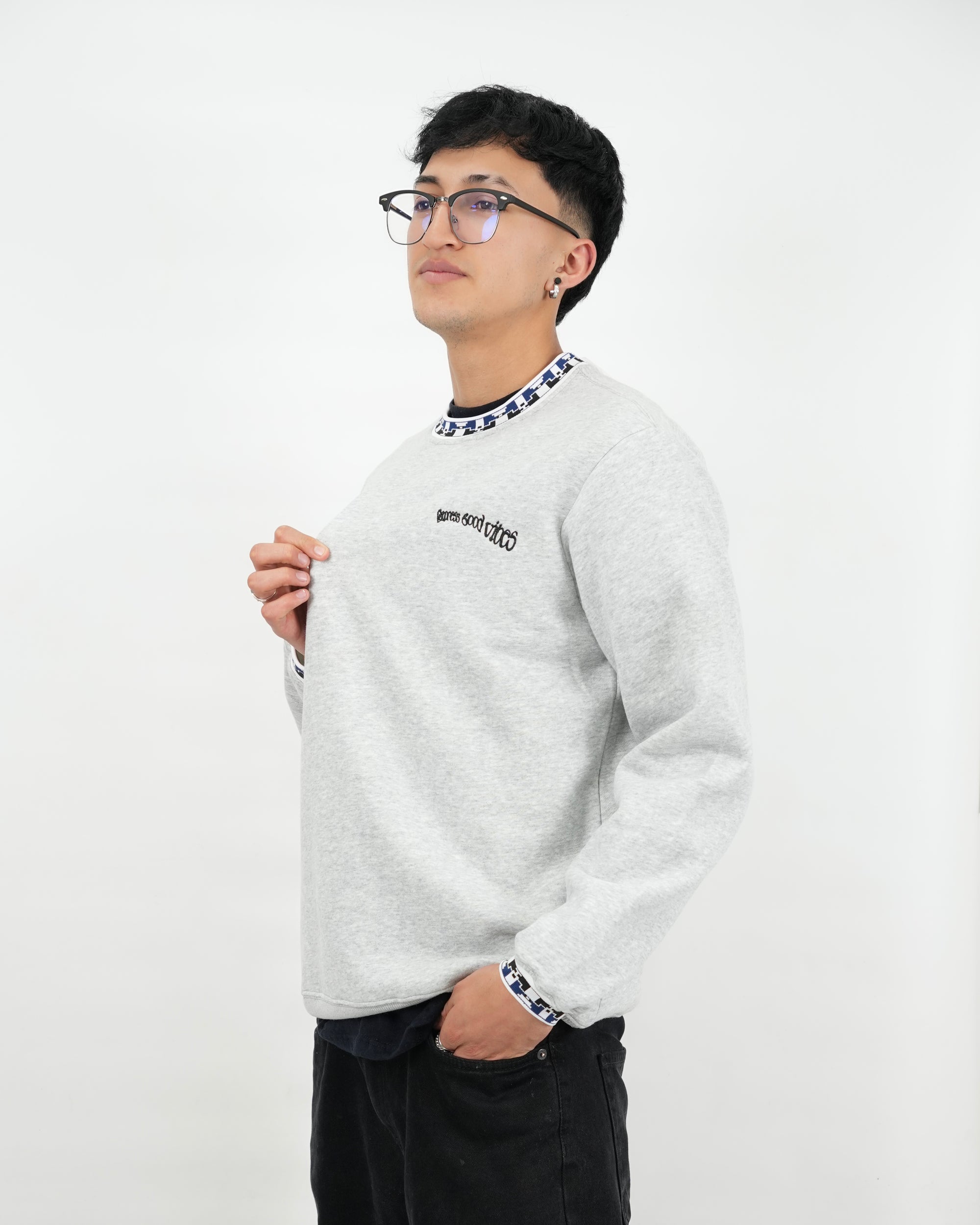 BUZO FSA020 GRIS