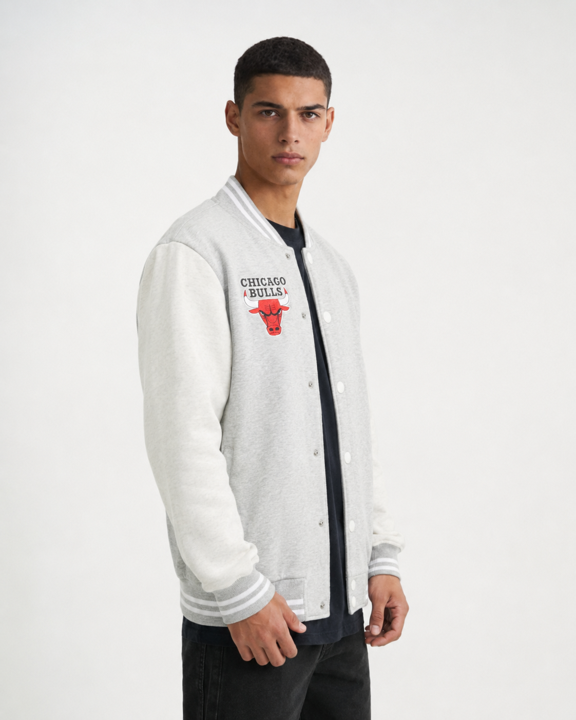 BEISBOLERA SA134 GRIS BULLS