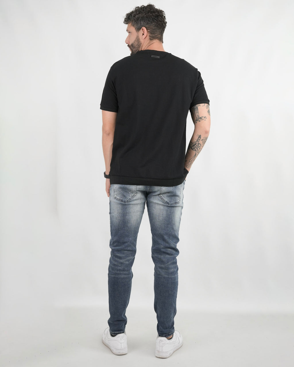CAMISETA CA018 NEGRO
